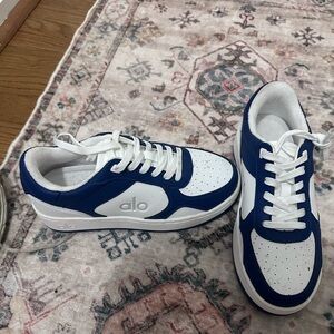 Alo Recovery Sneakers